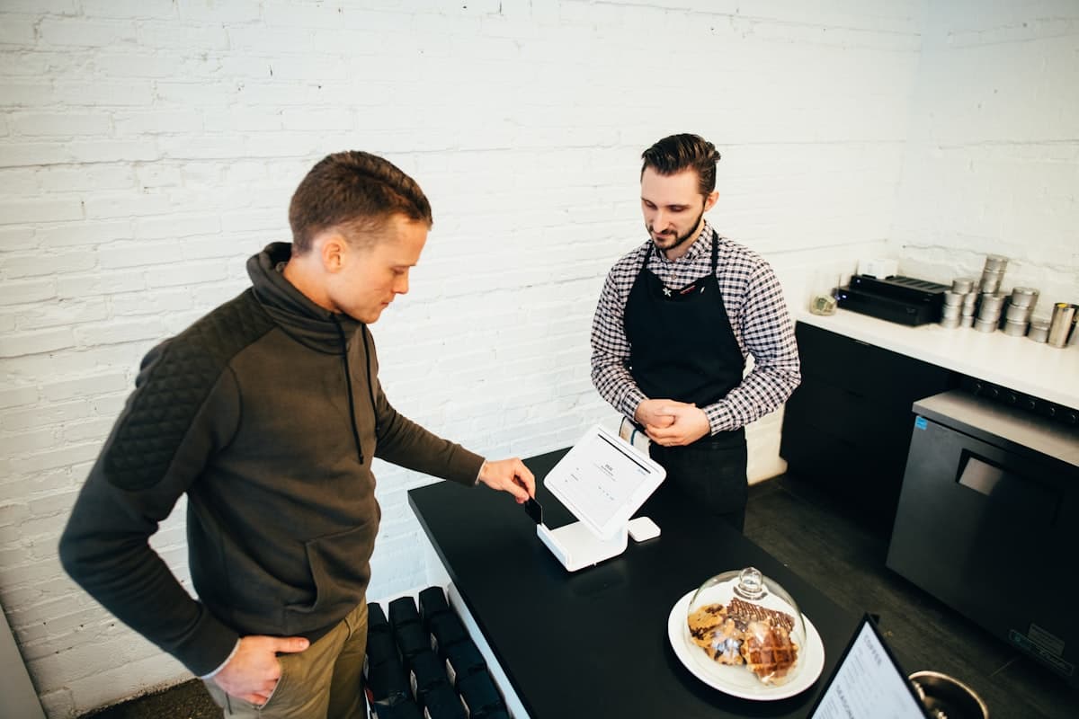 CannyHeads — Consulting Brand Website